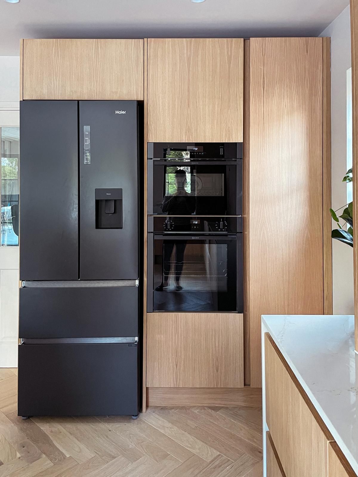 Oak kitchen units with herringbone oak floor, remodelled kitchen in Kent, photo 3