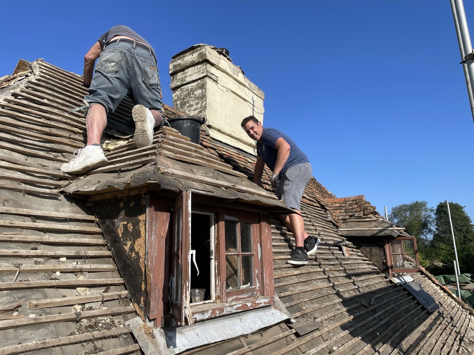 Hands-on, every step of the way – USFEW builders at work, Kent